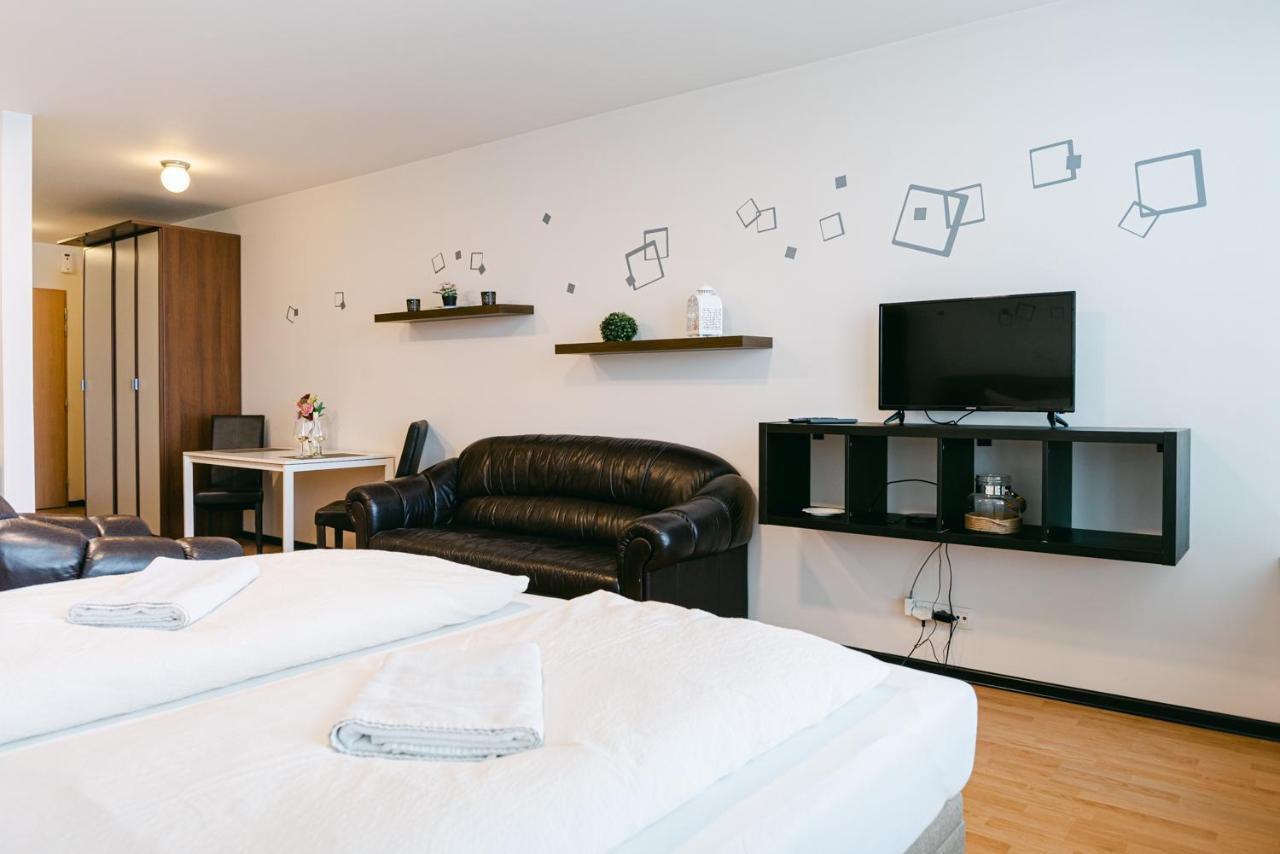 Flora Cozy Apartment ブラチスラヴァ エクステリア 写真